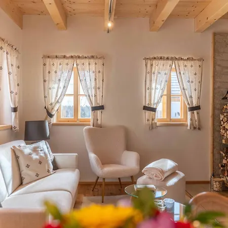 Tatil Evi Ebner 1822 *