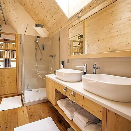 Vakantiehuis Ebner 1822 *